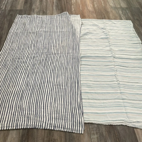 Aden + Anais striped swaddle lot - Picture 4 of 11